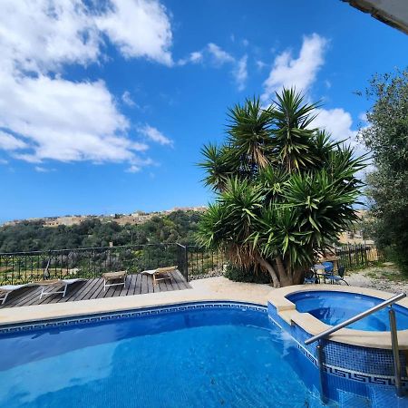 Pool And Fun In Gozo, Great Place To Relax And Enjoy Nature Ghajn il-Kbira  Buitenkant foto