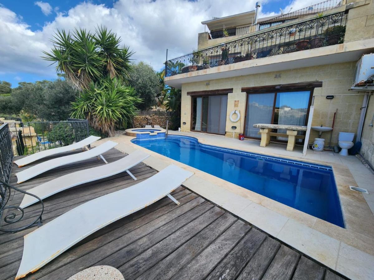 Pool And Fun In Gozo, Great Place To Relax And Enjoy Nature Ghajn il-Kbira  Buitenkant foto